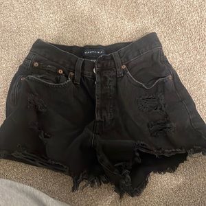 Aeropostale size 6 black jean shorts!